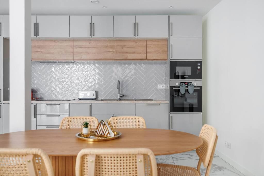 Beautiful Flat For 6 People #6 Apartamento Asnières Exterior foto